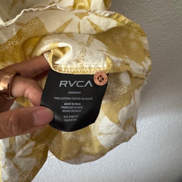 RVCA Aloha Shirt Mens Medium Floral Yellow Hawaii Luau Lole - Picture 4 of 5